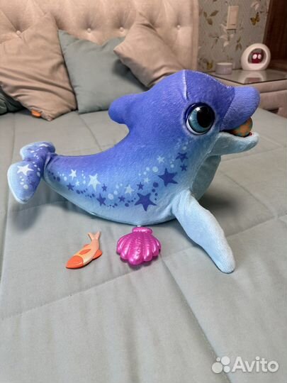 Игрушка дельфин