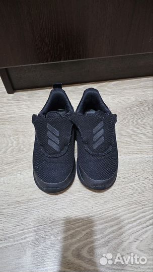 Кроссовки для мальчика adidas