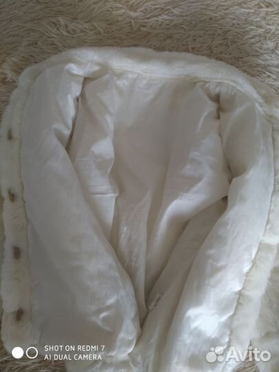 Искусственная шуба белая