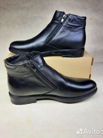 Кожаные зимние ботинки утеплённые с мехом (Арт.98980)