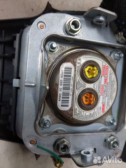 Подушка безопасности водителя Nissan Armada, 2010