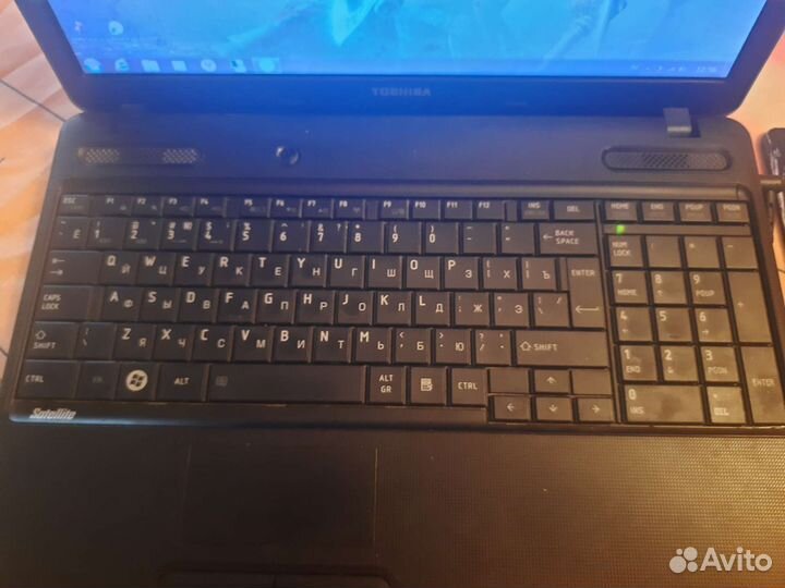 Ноутбук Toshiba