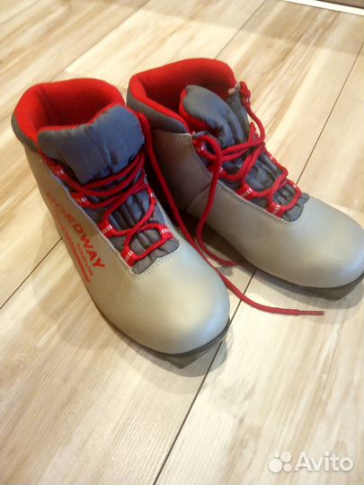 Лыжные ботинки nordway 38 р