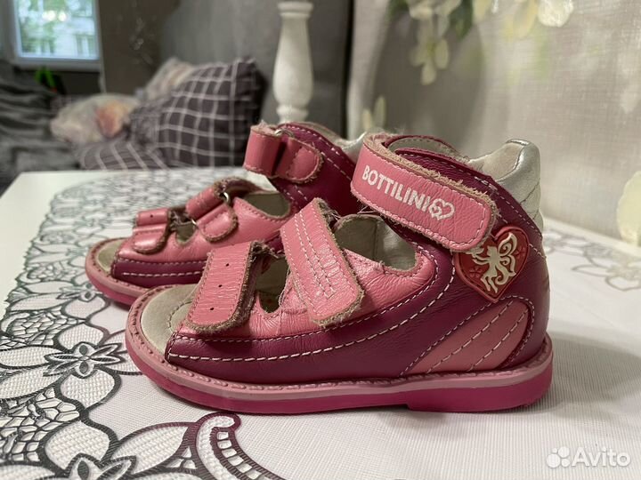 Ортопедические сандали 25 на девочку