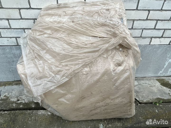 Новая дверь цвет портвейн гранта правая задняя