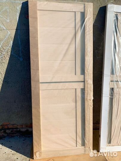 Двери межкомнатные с коробкой новые