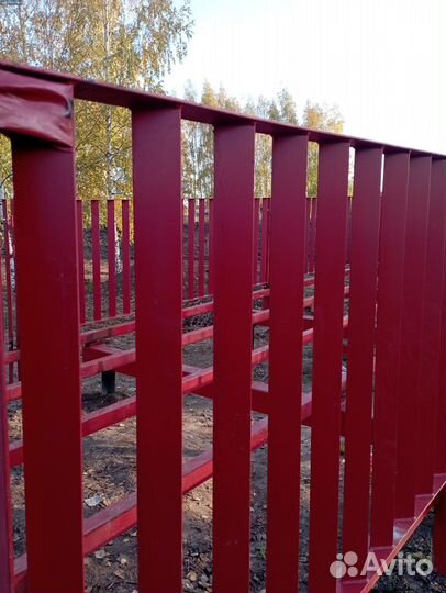 Металлоизделия (скамейки, урны, подстолья)