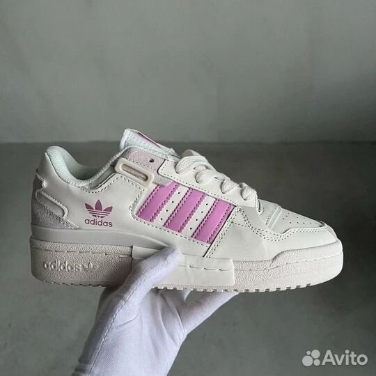 Кроссовки женские Adidas Forum Low