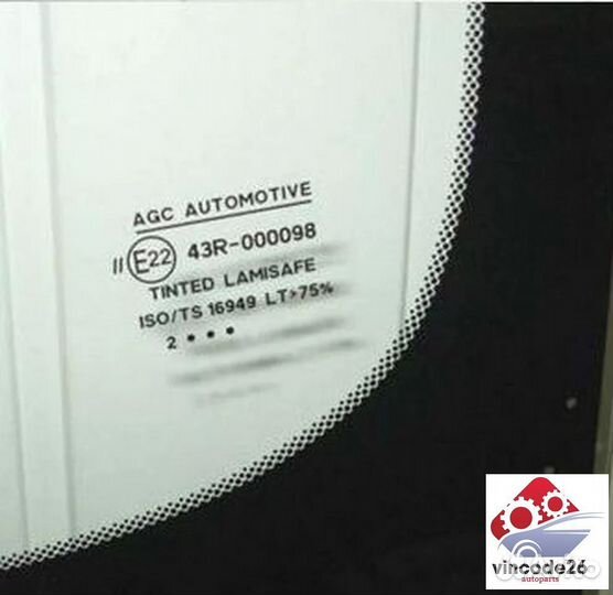 Стекло лобовое AGC с установкой