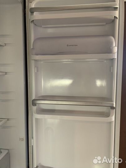Встраиваемый холодильник Ariston бу