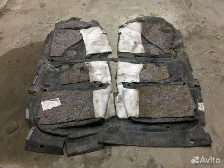 Ковер Subaru outback B12 01г