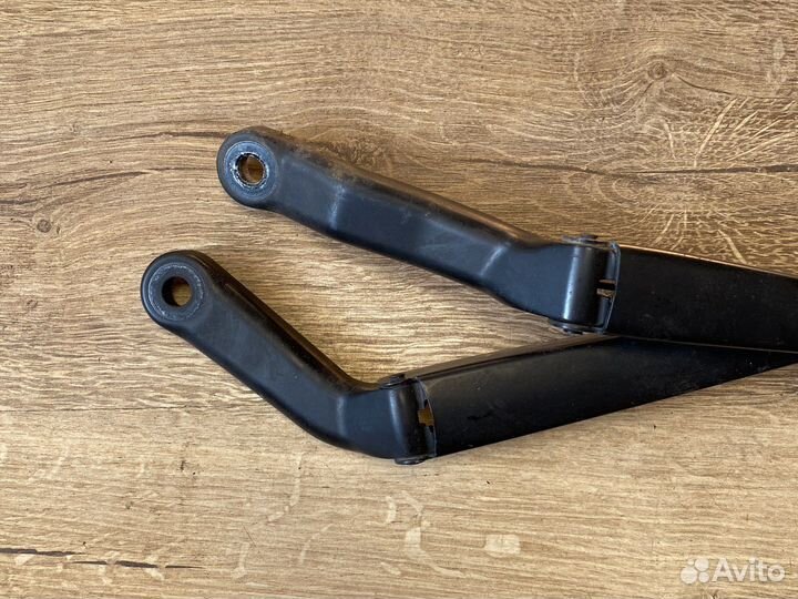 Peugeot 206 поводки дворников