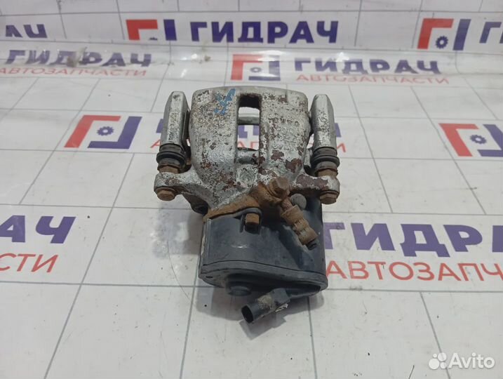 Суппорт тормозной задний правый Volkswagen Passat CC 5N0615404