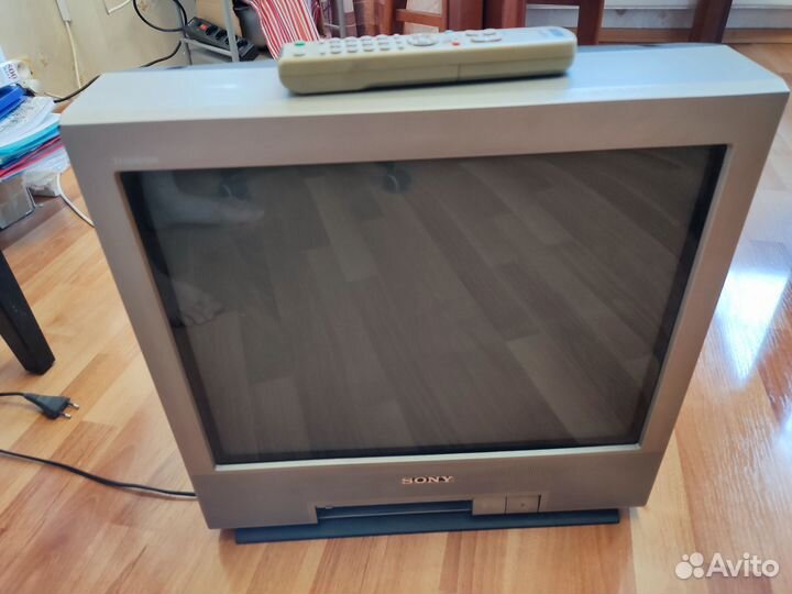 Телевизор Sony Trinitron KV-21FT1K