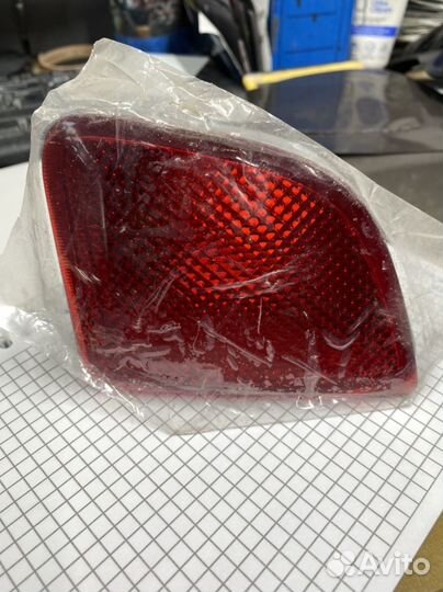 Задняя противотуманная фара правая Kia Spectra