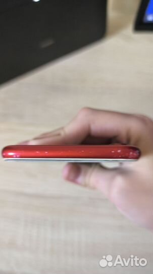 Телефон iPhone 7