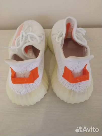 Кроссовки adidas yeezy boost 350 белые