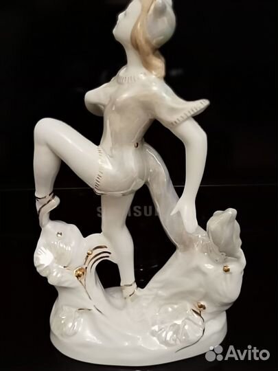 Статуэтка фарфор Балерина Кошка