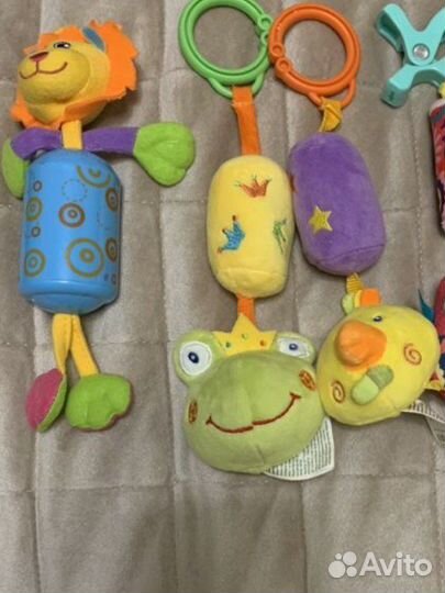 Игрушки погремушки 0-9