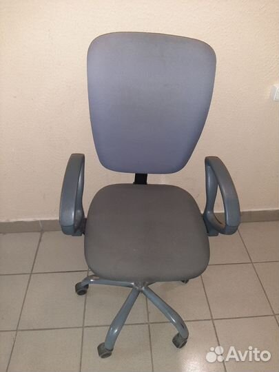 Компьютерный стул