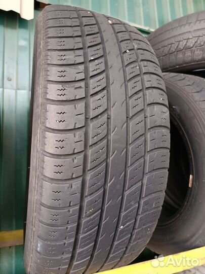 Uniroyal Tiger Paw Touring 235/60 R17 102T
