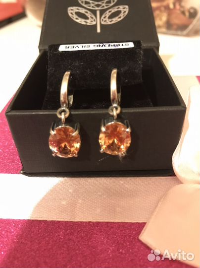 Серебряные серьги с цитрином