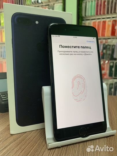 iPhone 7 plus black 32gb