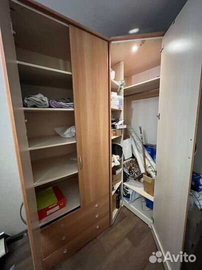 Шкаф угловой с зеркалом Дядьково