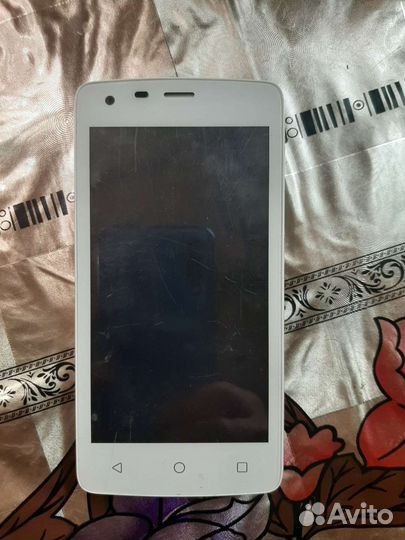 Мобильные телефоны на запчасти