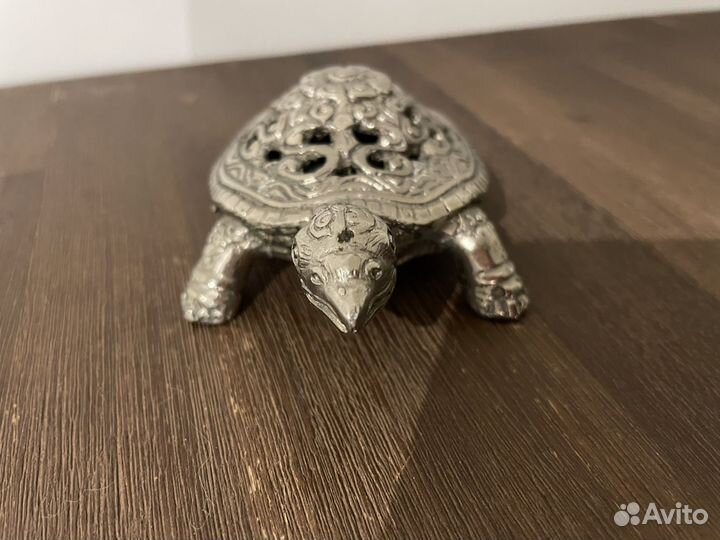 Черепаха винтажная Бали