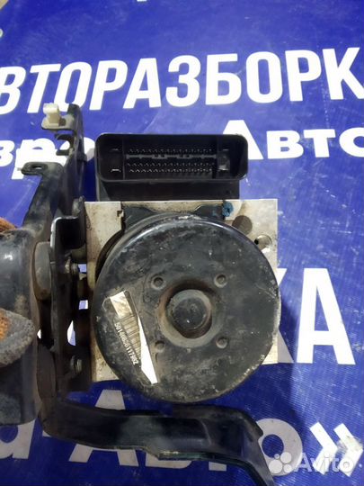 Блок ABS (насос) Honda Accord 8 57110-TL2-G221-M1