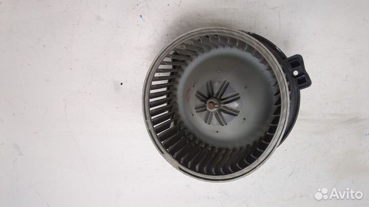 Двигатель отопителя Mitsubishi Carisma, 2003