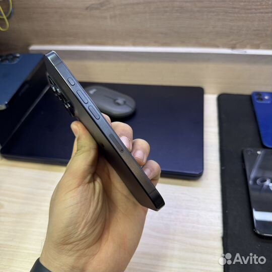 iPhone 15 Pro, 128 ГБ