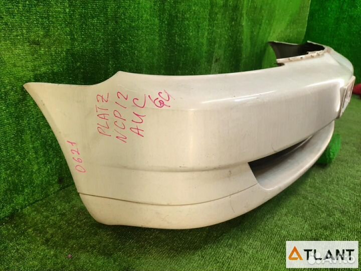 Бампер передний toyota platz