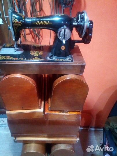 Швейная машина Подольск ручной привод