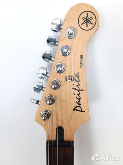 Электрогитара Yamaha Pacifica 120