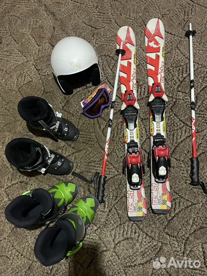 Горные лыжи и ботинки детские комплект