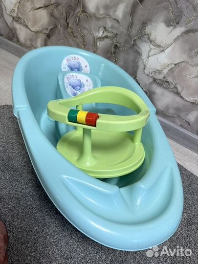 Ванночка с подставкой детская и стульчиком