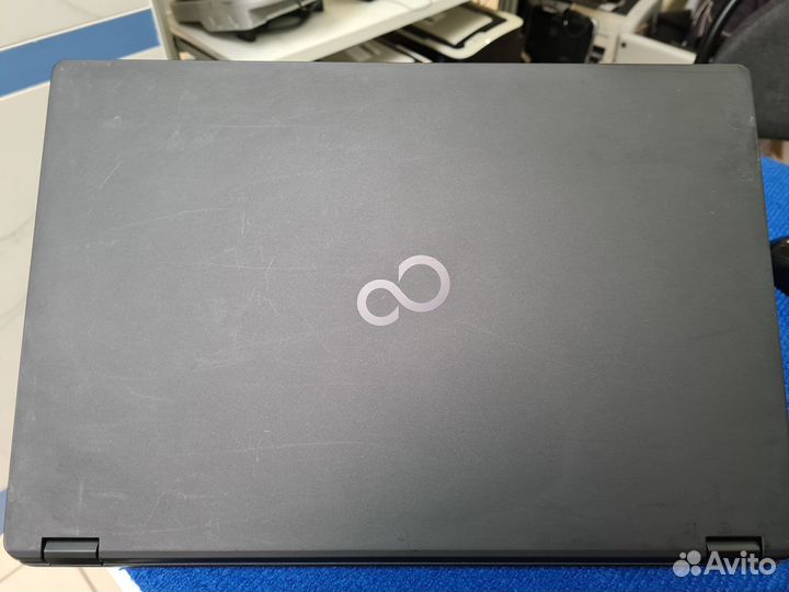 Ноутбук Fujitsu LifeBook U757 i5 8Gb SSd 256Gb IPS