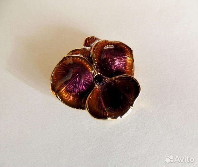 Винтажная брошь