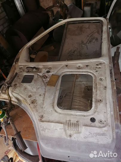 Дверь на газель