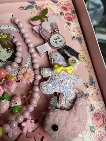 Подарочный набор, заколки, резинки, бусы, кольца