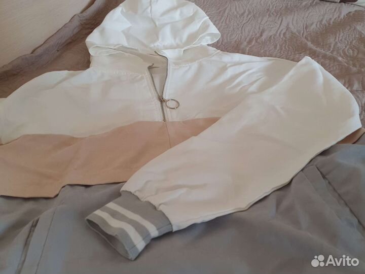 Спортивный костюм женский