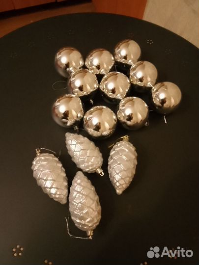 Елочные игрушки