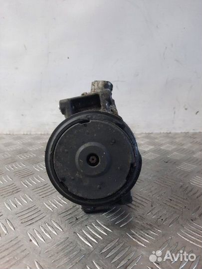 Компрессор кондиционера Audi A4 универсал 2.0 BRE