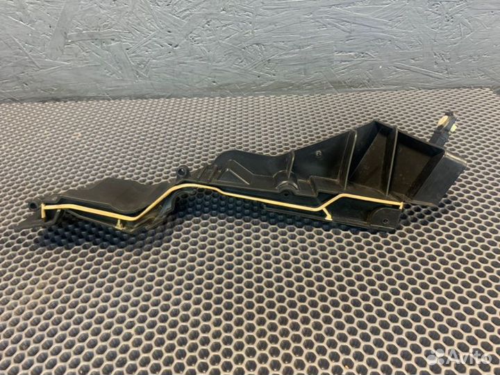 Пластик моторного отсека Bmw X7 G07 M-pack B57D30