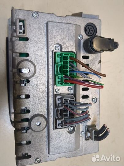 Магнитола Volvo S80, 2005