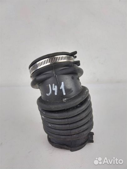 Патрубок воздушного фильтра форд фокус 2 2008-2011