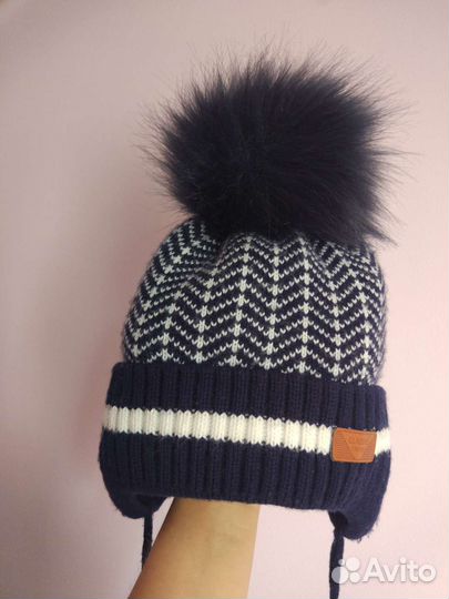 Шапка зимняя тёплая+ варежки на 2-5 лет