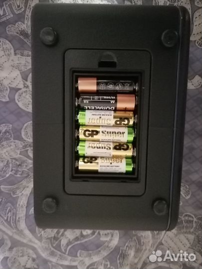 Басовый комбоусилитель